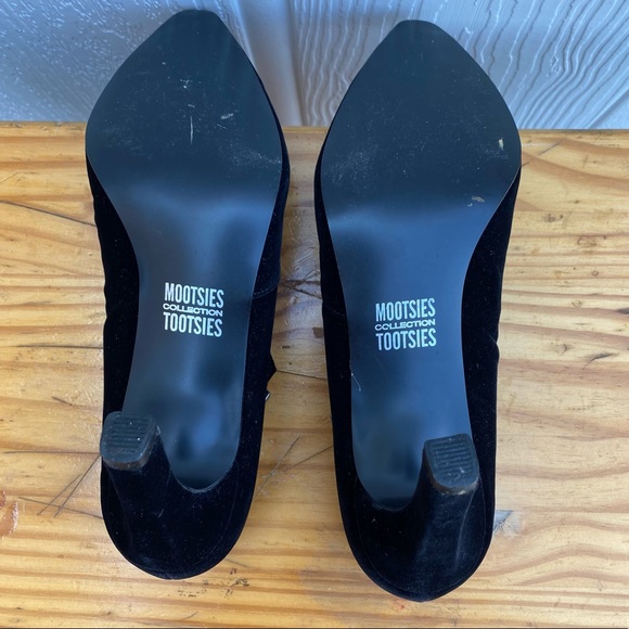 Kara - Picture 3 of 11